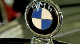 Sự tiến hóa của biểu tượng thương hiệu BMW 2